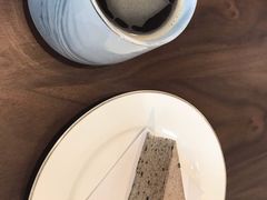 -Fridi Patisserie Cafe