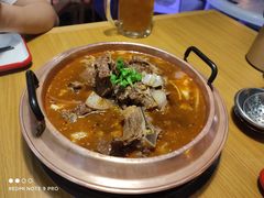 -虾弄弄海派小龙虾·牛羊蝎子火锅