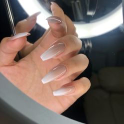 -悦指间美甲美睫