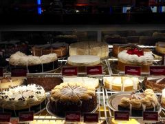 -The Cheesecake Factory(baldwin avenue)