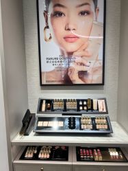 -法国娇兰精品店