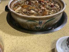 -东巴谷野生菌火锅餐厅