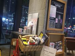 -星巴克(珠海摩尔百货店)