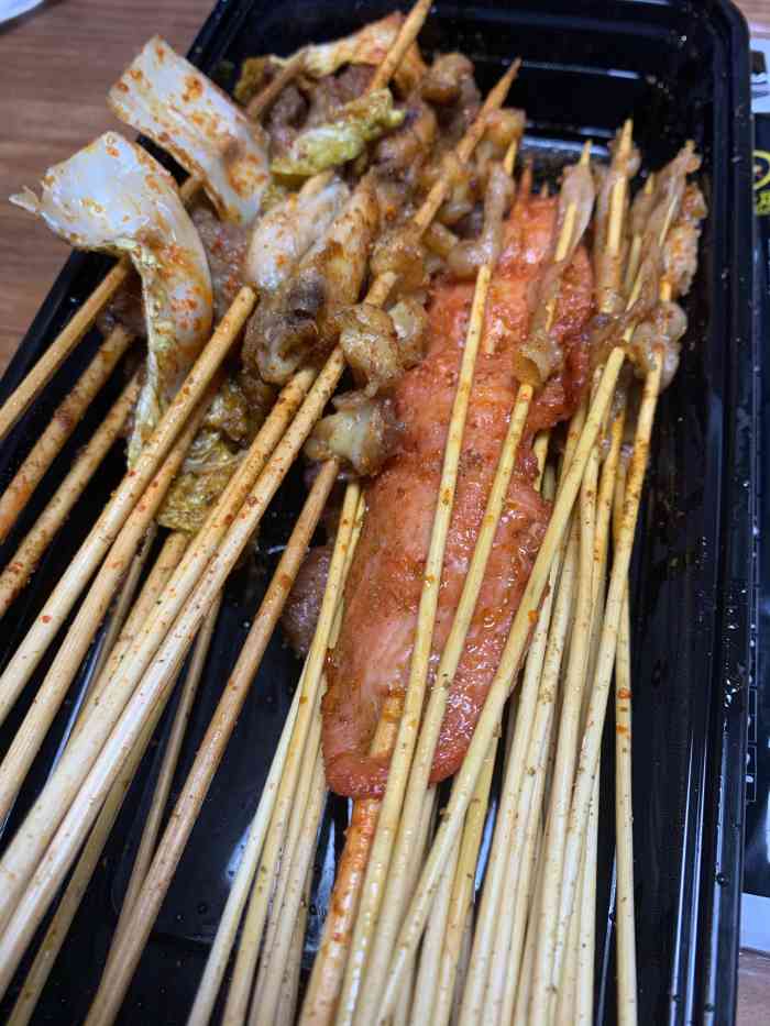 串意十足烧烤店(延安西路店)-"临时过来,不知道吃点啥,就来吃烧烤.