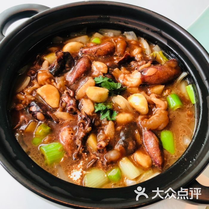 沙窝红烧带膏鱿