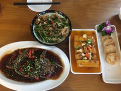 -隔壁老王·家常云南菜(花巷店)