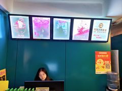 -荒岛实景沉浸密室(江汉路1店)