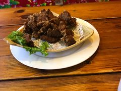-闯关东东北农家菜(崂山石老人店)