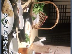-余欢领鲜火锅(新街口店)