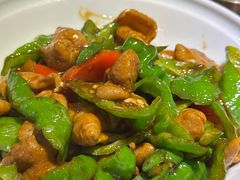 -关东小磨东北菜(上海长风大悦城店)