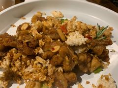 摇滚牛蛙-小马哥融合菜(延安大街店)