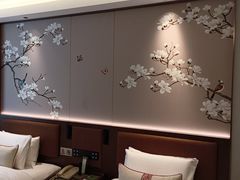 -广东大厦酒店(广州北京路步行街纪念堂地铁站店)