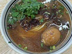 -小马牛肉面·牛骨熬制(南京博物院店)