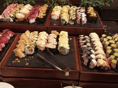 -云端西餐厅(南宁龙光那莲豪华精选酒店)