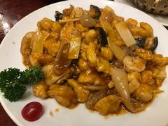 -金牌餐厅·天津菜·八珍豆腐·老爆三(瓷房子店)
