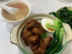 排骨饭配例汤和菜-芬芳甜品(东风西路店)