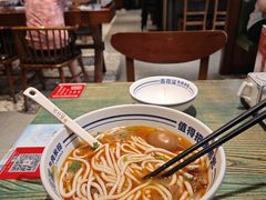 -鑫花溪牛肉米粉(东环大润发店)
