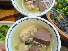 -九道菜有鸡鱼头(石鼓路店)