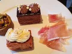 -大中华希尔顿酒店 念 全日制自助餐厅·亲子·聚餐