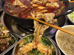 -鸿顺老铁锅美蛙鱼府(解放碑店)