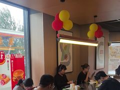 -麦当劳(卫星广场店)