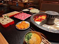 -晓宇重庆火锅(西安荟聚店)