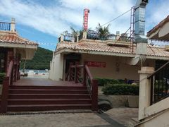 -亚龙湾亚泰商业街