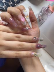 -UGIRL有个美甲
