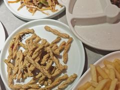-宴全牛粤来越牛潮汕鲜牛肉火锅(海州万达广场店)