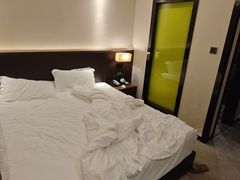 -潮岸酒店(广州琶洲会展广州塔店)