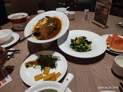 -艳阳天·非遗楚菜(武汉客厅店)