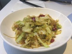 炝炒圆白菜粉丝-旺顺阁鱼头泡饼(小红门店)