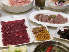 鲜牛肉-围炉夜话·潮汕卤水火锅(榕江店)