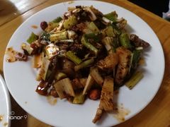 回锅肉-侯记双流蘸水肥肠(阆中店)