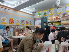 大堂-太婆抱罗粉…海南特色小吃(一市场店)