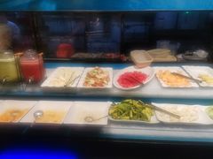 自助取餐区-聚盛源蒸汽海鲜火锅烤肉自助(巨川金海岸购物广场店)