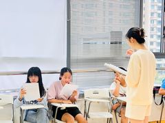 -蓝话筒·少儿成人演讲口才·主持朗诵·戏剧表演(大华第一坊店)