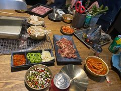 -鑫釜山海鲜烧烤(鑫丰国际店)
