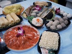 -鲜入围煮花胶鸡海鲜火锅