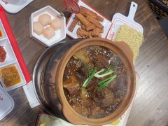 -阿润打边炉·鲜切鸡煲(华漕店)
