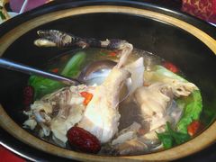 土鸡煲-国生茶庄·地道农家菜团建活动
