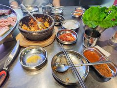 -哈哈碳都·牛肋条无限自助烤肉(台江万达店)
