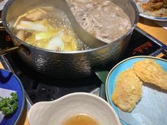 -枝魯枝魯自助料理