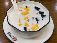芒果烧仙草-大甜九港式甜品(武林店)