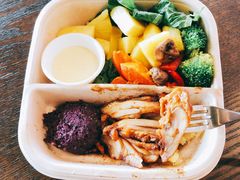 香烤鸡腿彩蔬配芝士紫薯球-星巴克臻选(盐城金鹰聚龙湖店)