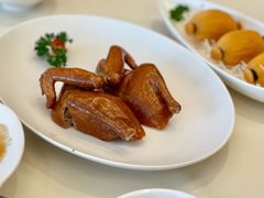 玻璃脆皮乳鸽-利苑酒家(金宝店)