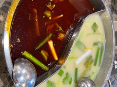 -肖肖酸萝卜鱼火锅(总店)