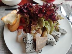 -东西风牛排馆周末烧烤自助(首都机场希尔顿店)