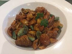 腊八蒜烧肥肠-大碗居·烤鸭·鱼头泡饼(天坛东门店)