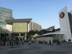 -东荟城名店仓